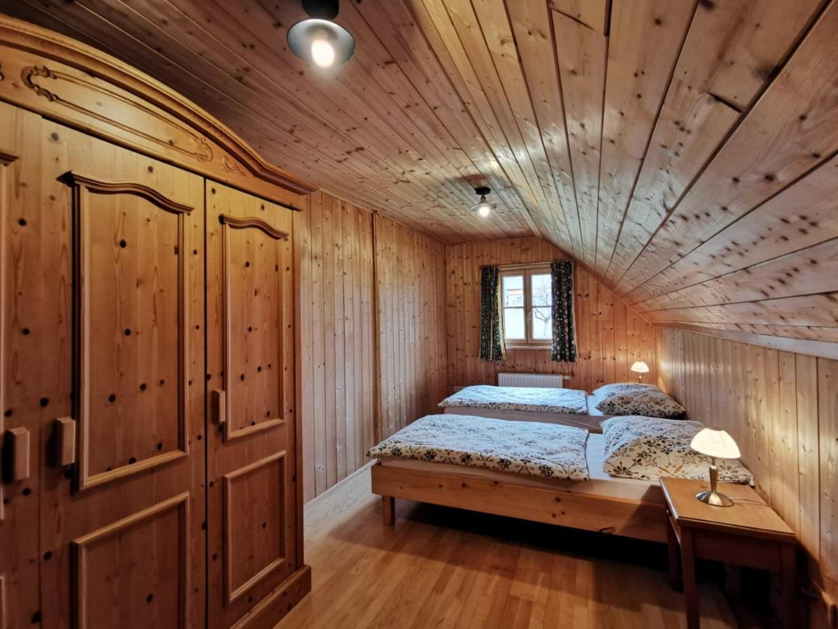 Ferienhaus Rosl Am Grundlsee Bagian luar foto